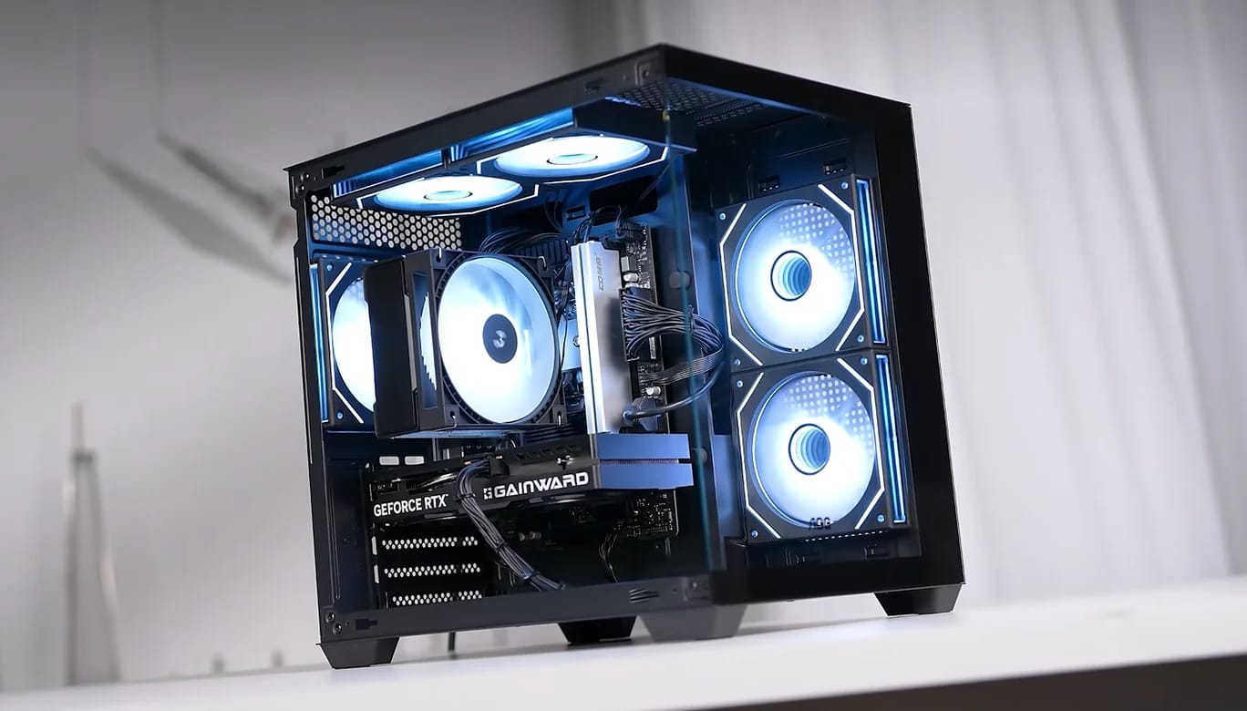 黑色海景房配置:i5-14400F + RTX 5060(¥6,575) 装机效果图